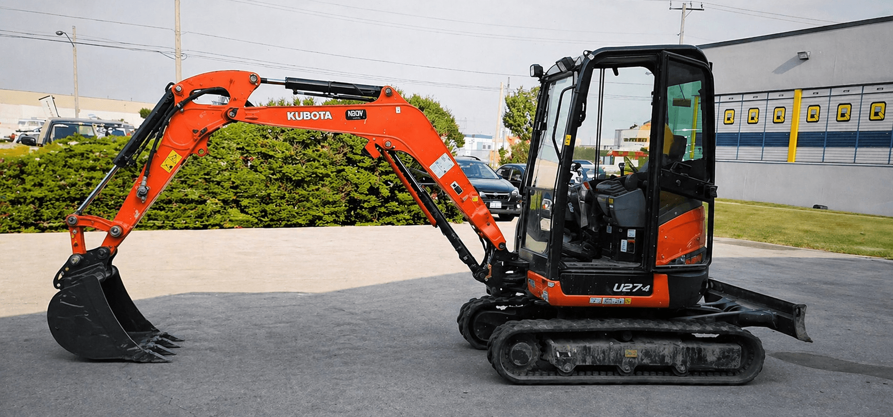 Kubota U27-4 in action
